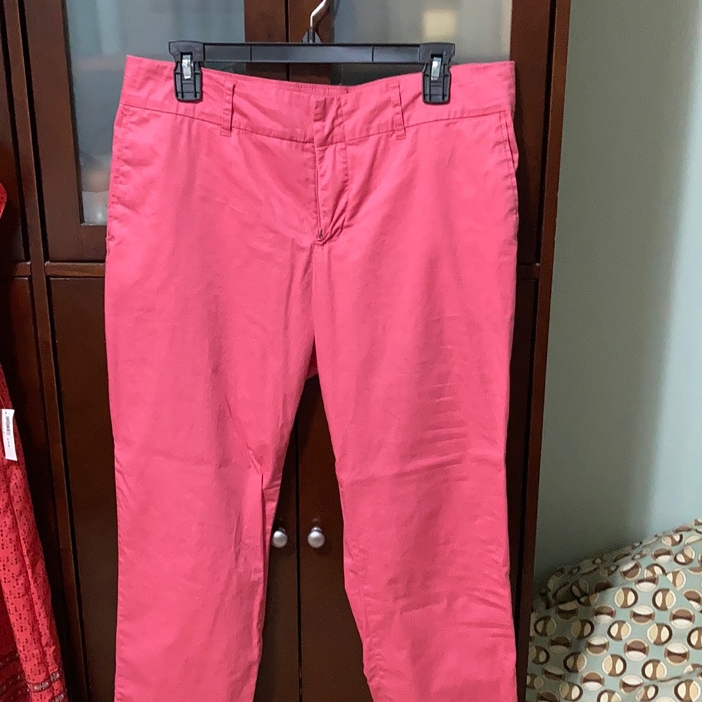 Kut from the Kloth Capri in geranium color